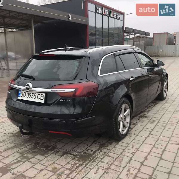 Універсал Opel Insignia 2015 в Бережанах