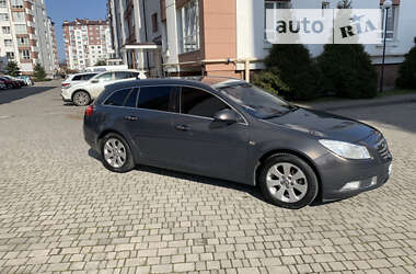 Универсал Opel Insignia 2013 в Ивано-Франковске