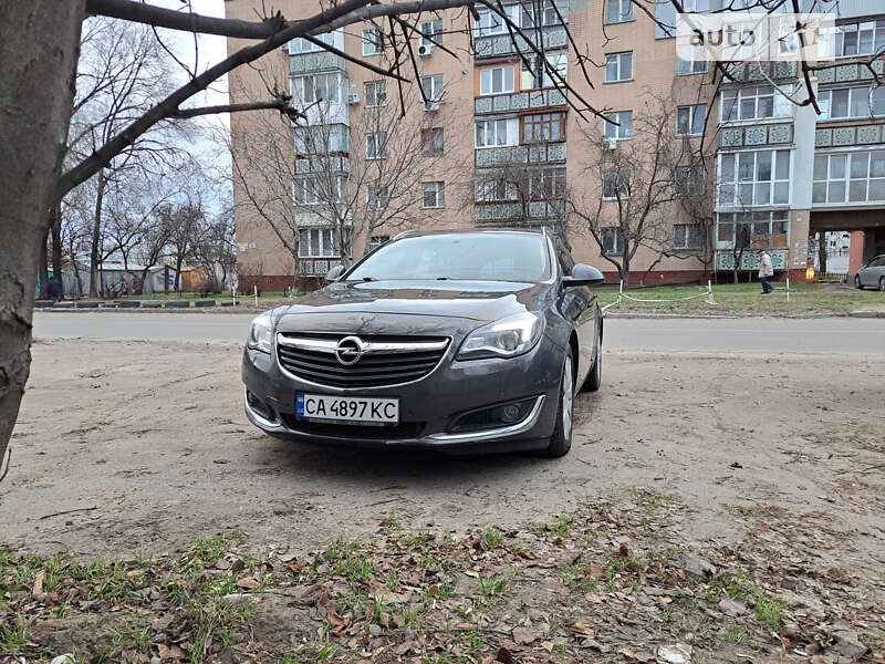 Універсал Opel Insignia 2015 в Черкасах
