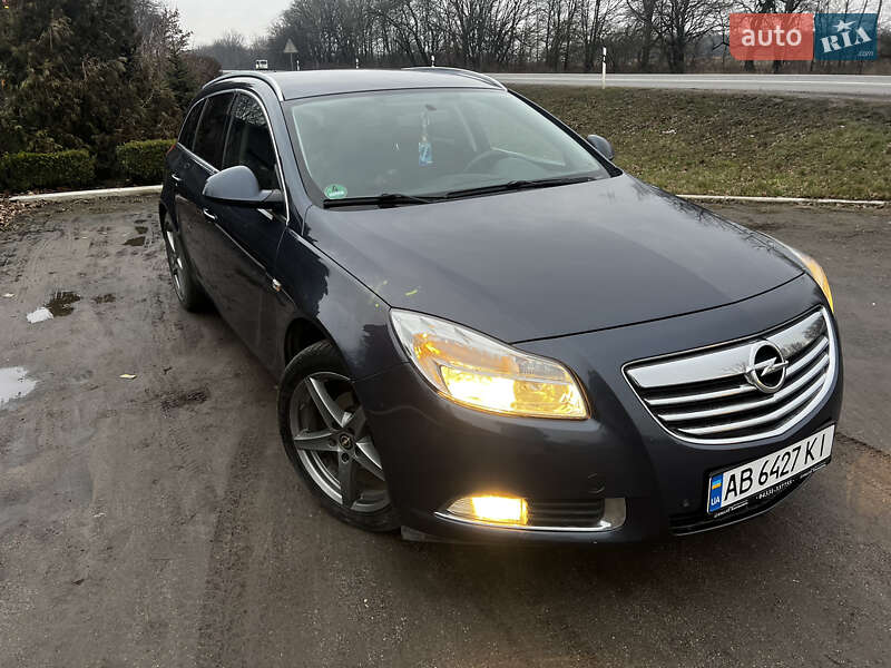 Універсал Opel Insignia 2009 в Гайсину