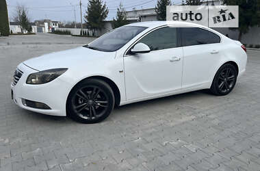 Седан Opel Insignia 2012 в Виннице