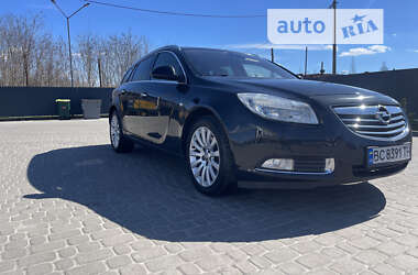 Універсал Opel Insignia 2013 в Львові