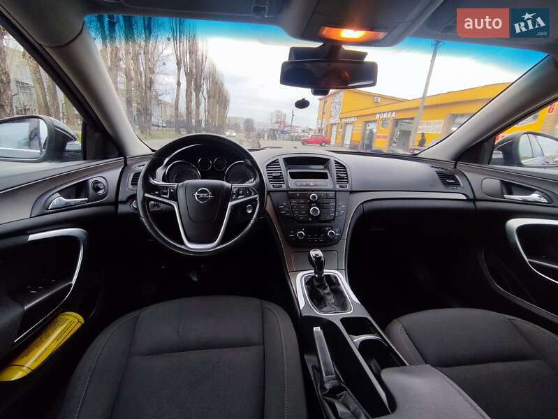 Универсал Opel Insignia 2010 в Черкассах