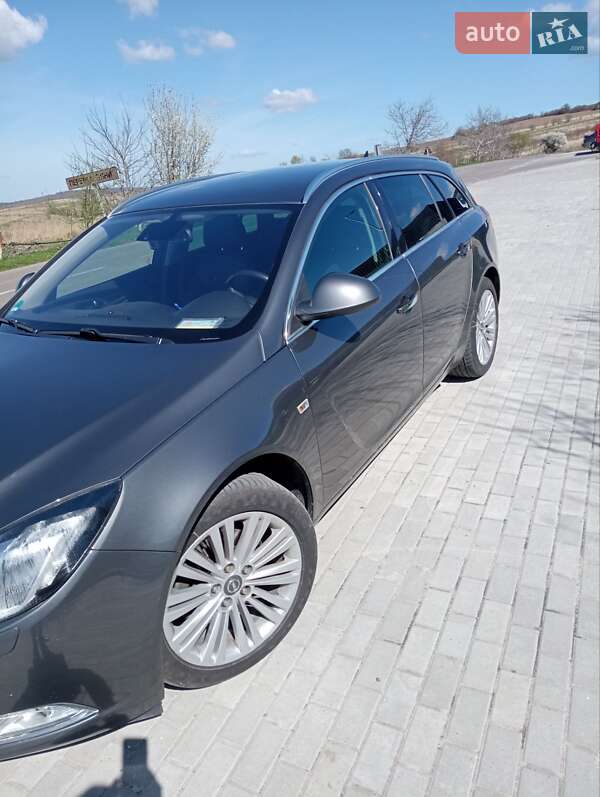 Універсал Opel Insignia 2011 в Перемишлянах