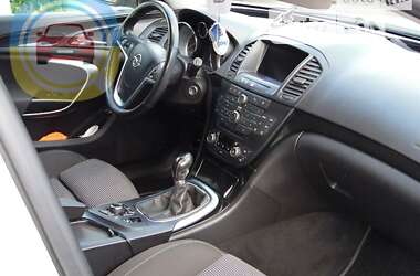 Универсал Opel Insignia 2012 в Сарнах