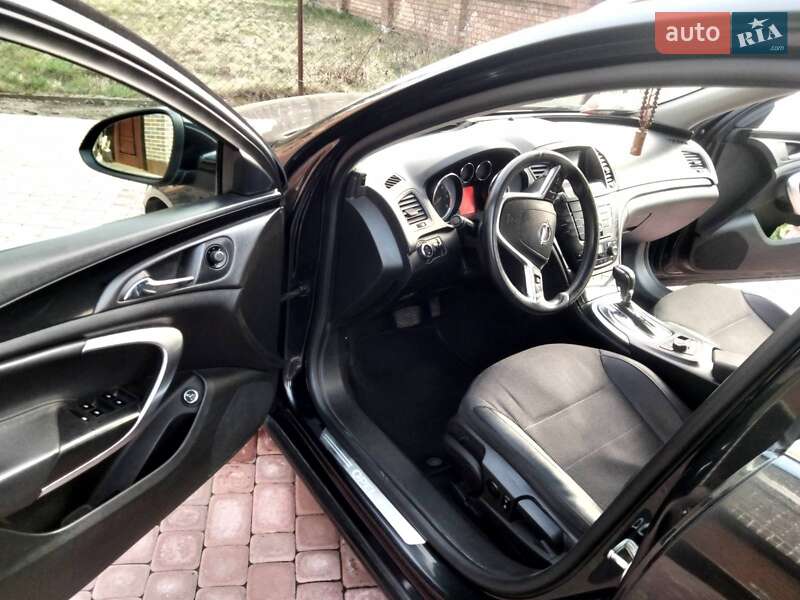 Універсал Opel Insignia 2011 в Львові