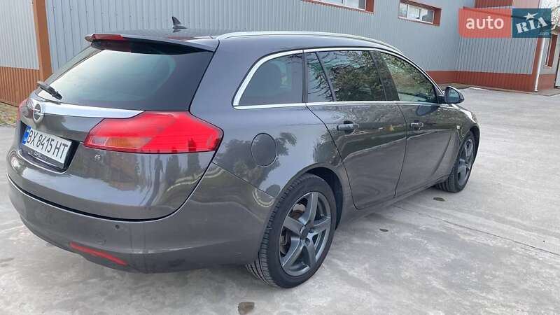 Универсал Opel Insignia 2011 в Ярмолинцах