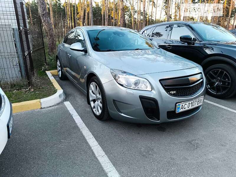 Седан Opel Insignia 2012 в Киеве