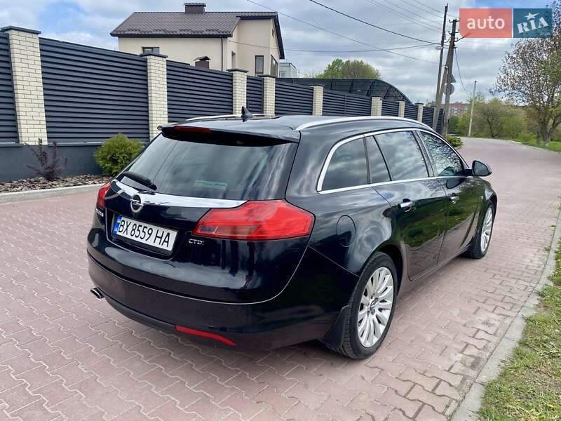 Універсал Opel Insignia 2010 в Хмельницькому