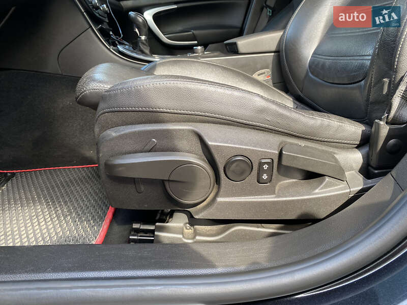 Универсал Opel Insignia 2011 в Звягеле фото 28 Универсал Opel Insignia 2011 в Звягеле