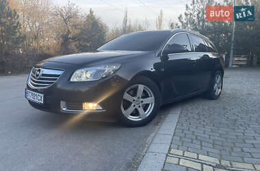 Універсал Opel Insignia 2011 в Херсоні