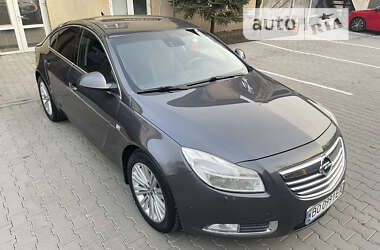 Седан Opel Insignia 2012 в Києві