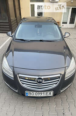 Седан Opel Insignia 2012 в Києві