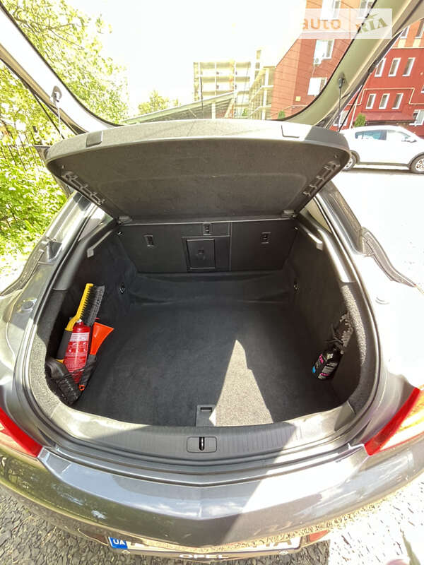 Лифтбек Opel Insignia 2012 в Луцке фото 8 Лифтбек Opel Insignia 2012 в Луцке