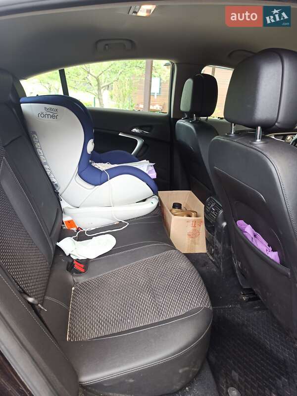 Лифтбек Opel Insignia 2014 в Ирпене