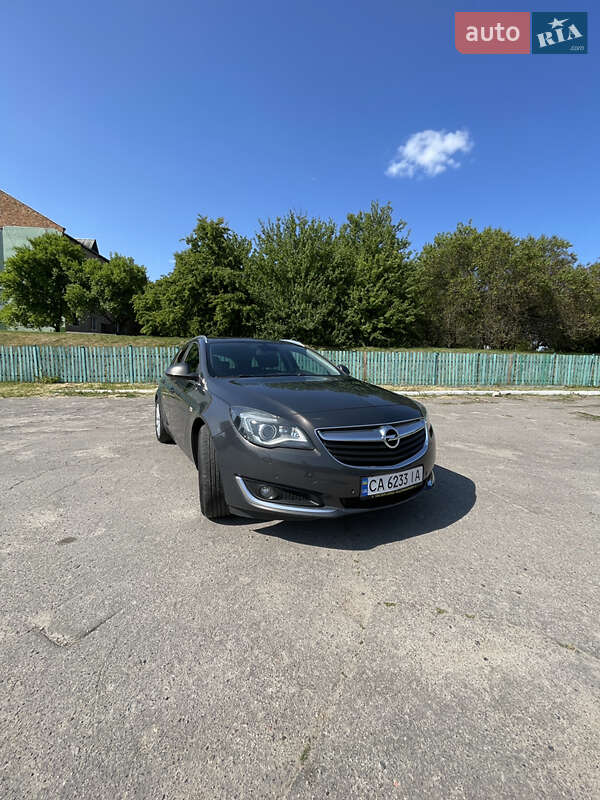 Універсал Opel Insignia 2015 в Лисянці