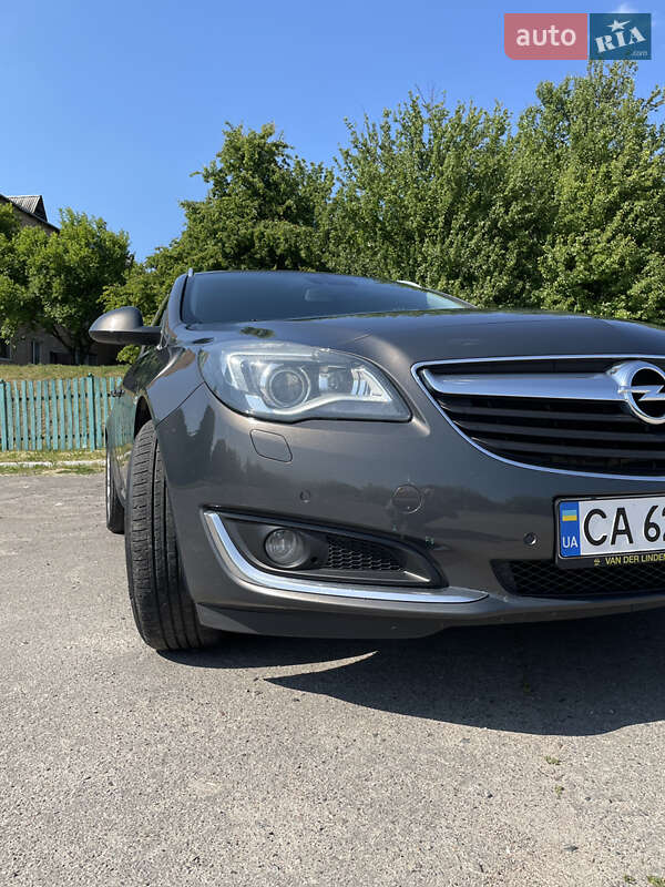 Універсал Opel Insignia 2015 в Лисянці