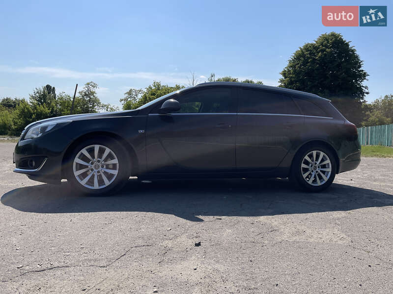 Універсал Opel Insignia 2015 в Лисянці