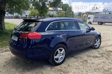 Универсал Opel Insignia 2010 в Яремче