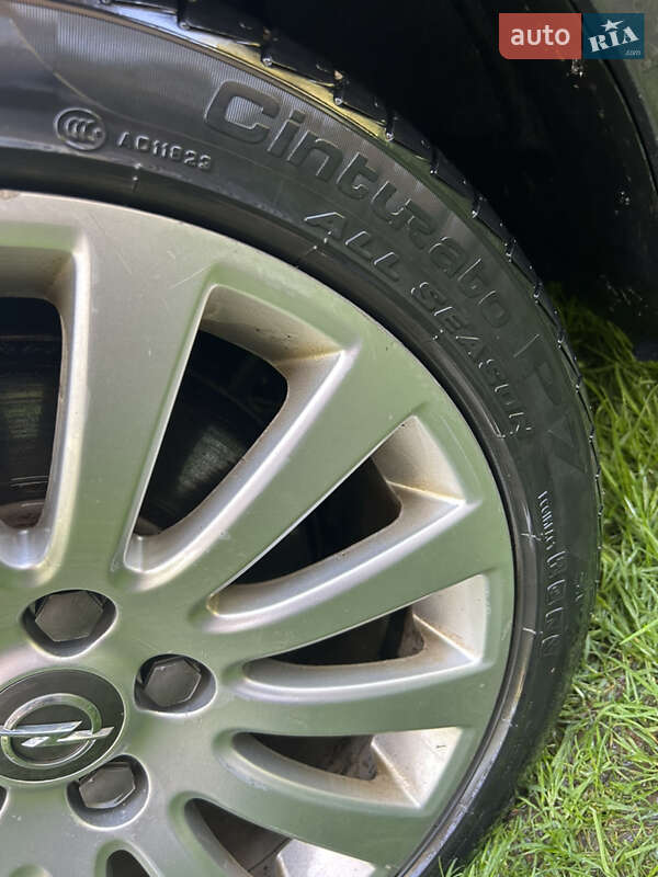 Универсал Opel Insignia 2010 в Косове фото 18 Универсал Opel Insignia 2010 в Косове