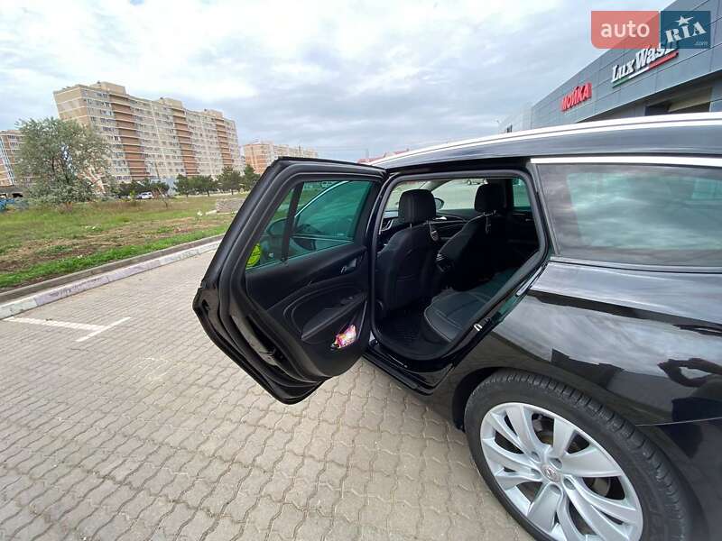 Універсал Opel Insignia 2017 в Тарутиному