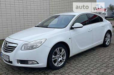 Седан Opel Insignia 2011 в Житомирі