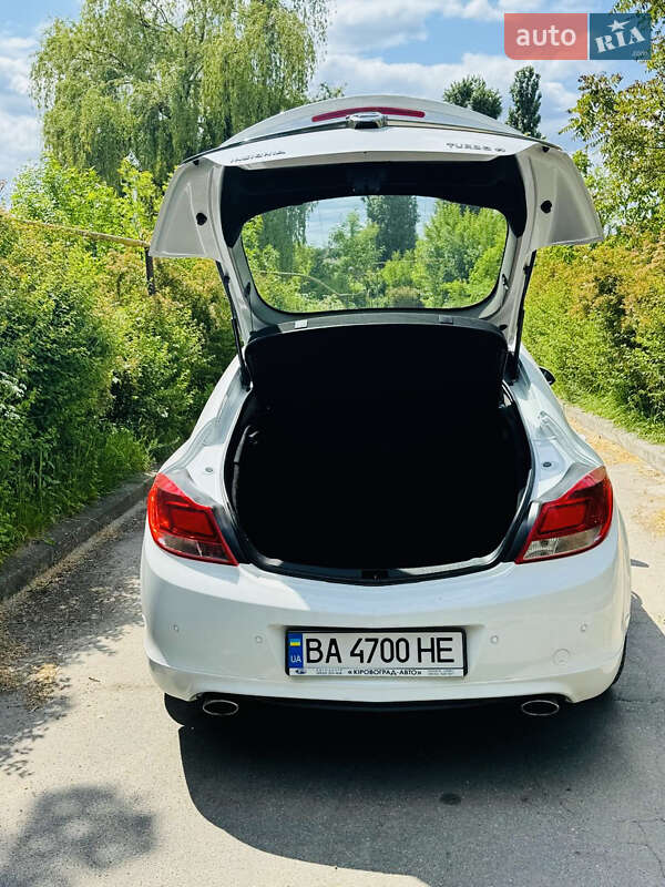 Лифтбек Opel Insignia 2010 в Кропивницком