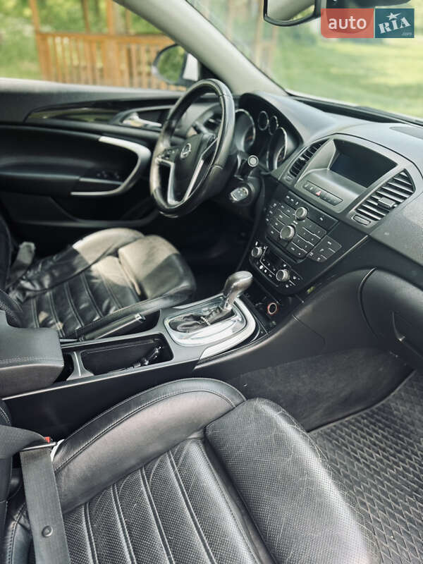 Лифтбек Opel Insignia 2010 в Кропивницком