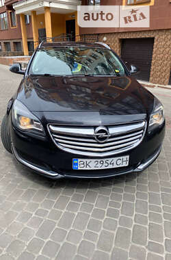 Універсал Opel Insignia 2014 в Вараші