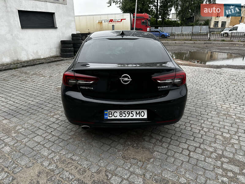 Лифтбек Opel Insignia 2017 в Львове
