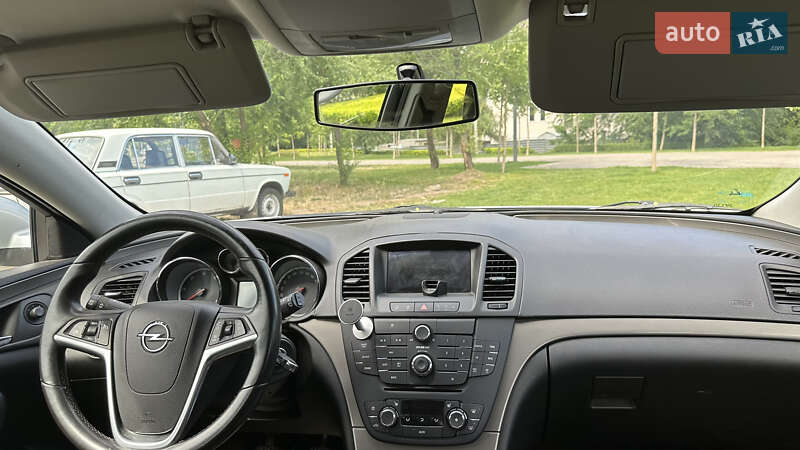 Універсал Opel Insignia 2009 в Дніпрі
