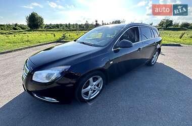 Универсал Opel Insignia 2009 в Ровно