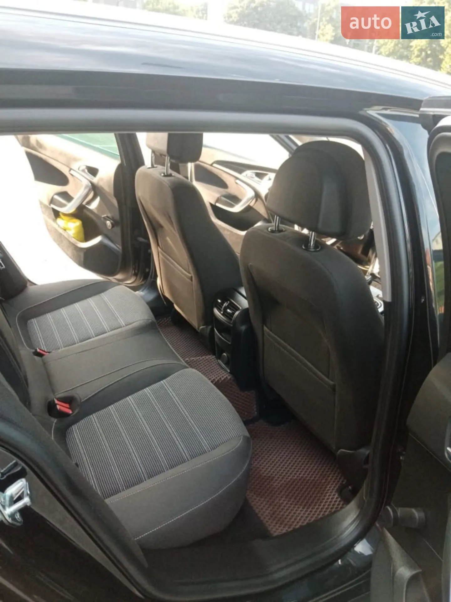 2011 Opel Insignia - мініатюра 6