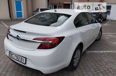 Седан Opel Insignia 2014 в Львове