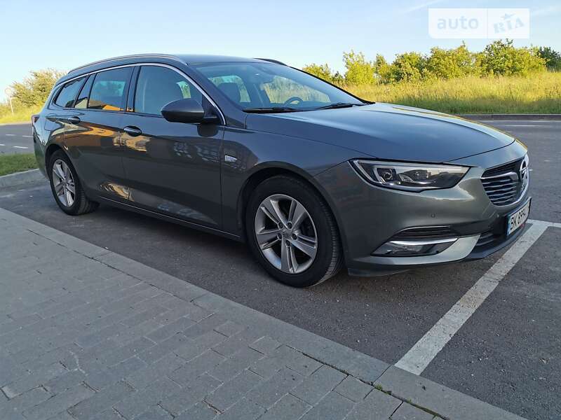 Универсал Opel Insignia 2018 в Ровно