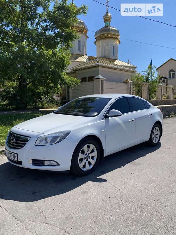 Opel Insignia 2011