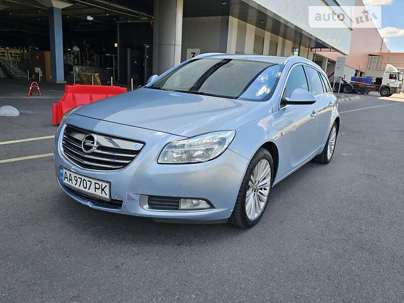 Універсал Opel Insignia 2012 в Києві