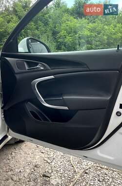Універсал Opel Insignia 2011 в 