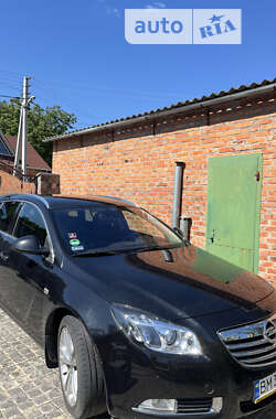 Універсал Opel Insignia 2010 в Ромнах