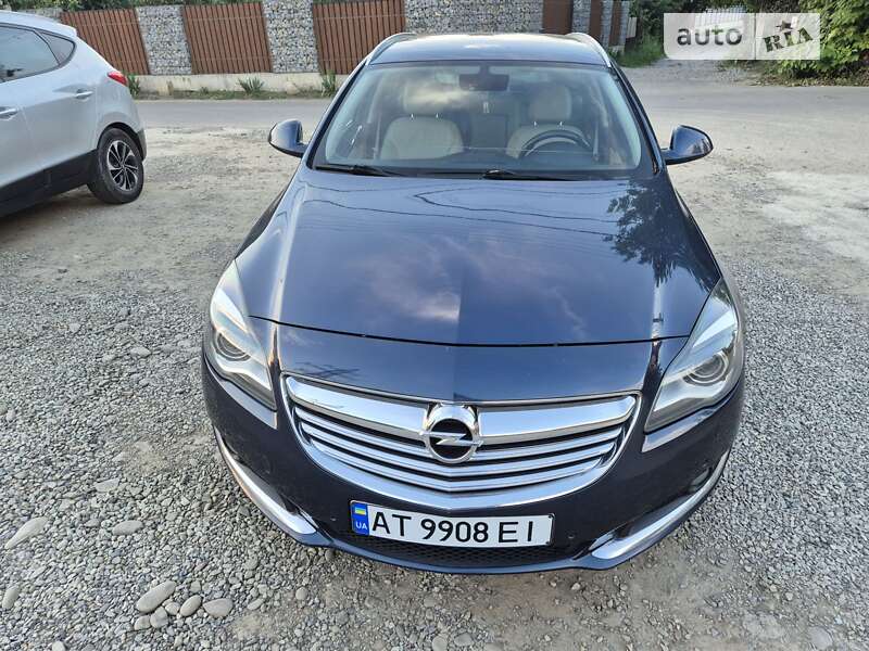 Универсал Opel Insignia 2014 в Ивано-Франковске