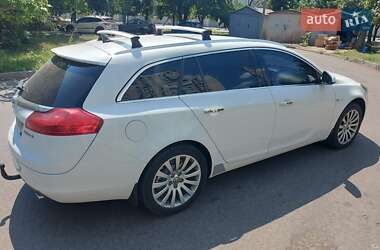 Универсал Opel Insignia 2011 в 