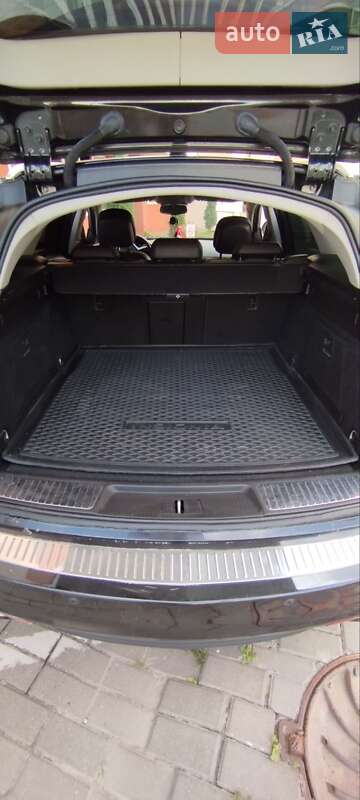 Універсал Opel Insignia 2013 в Тернополі