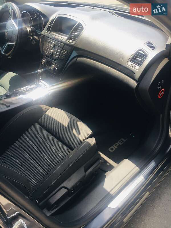 Ліфтбек Opel Insignia 2010 в Умані