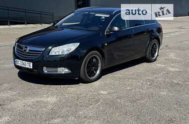 Універсал Opel Insignia 2013 в Львові