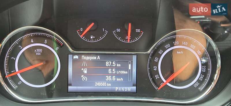 Универсал Opel Insignia 2015 в Черкассах