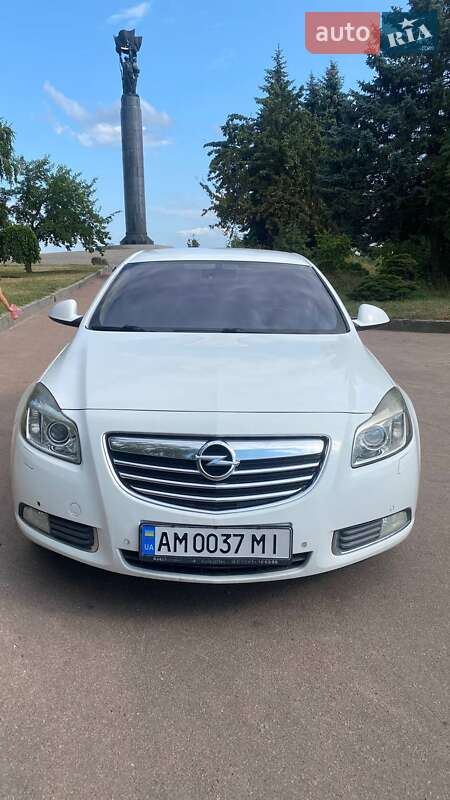 Седан Opel Insignia 2011 в Житомирі фото 3 Седан Opel Insignia 2011 в Житомирі