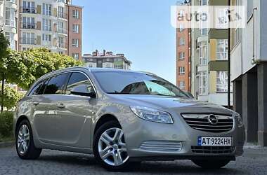 Універсал Opel Insignia 2010 в Миколаєві