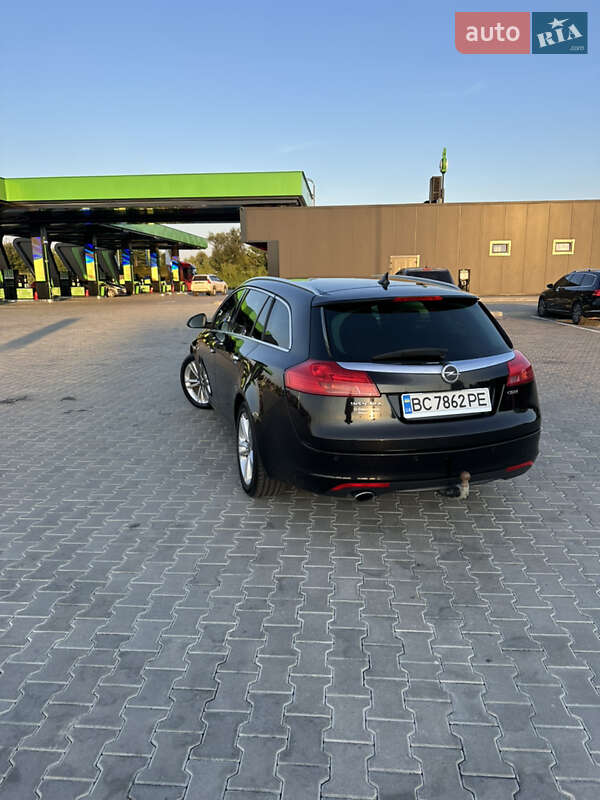 Универсал Opel Insignia 2009 в Стрые