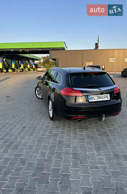 Универсал Opel Insignia 2009 в 