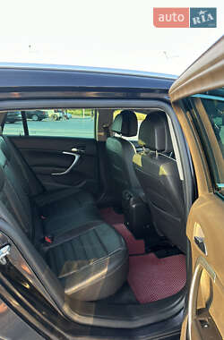 Универсал Opel Insignia 2009 в 